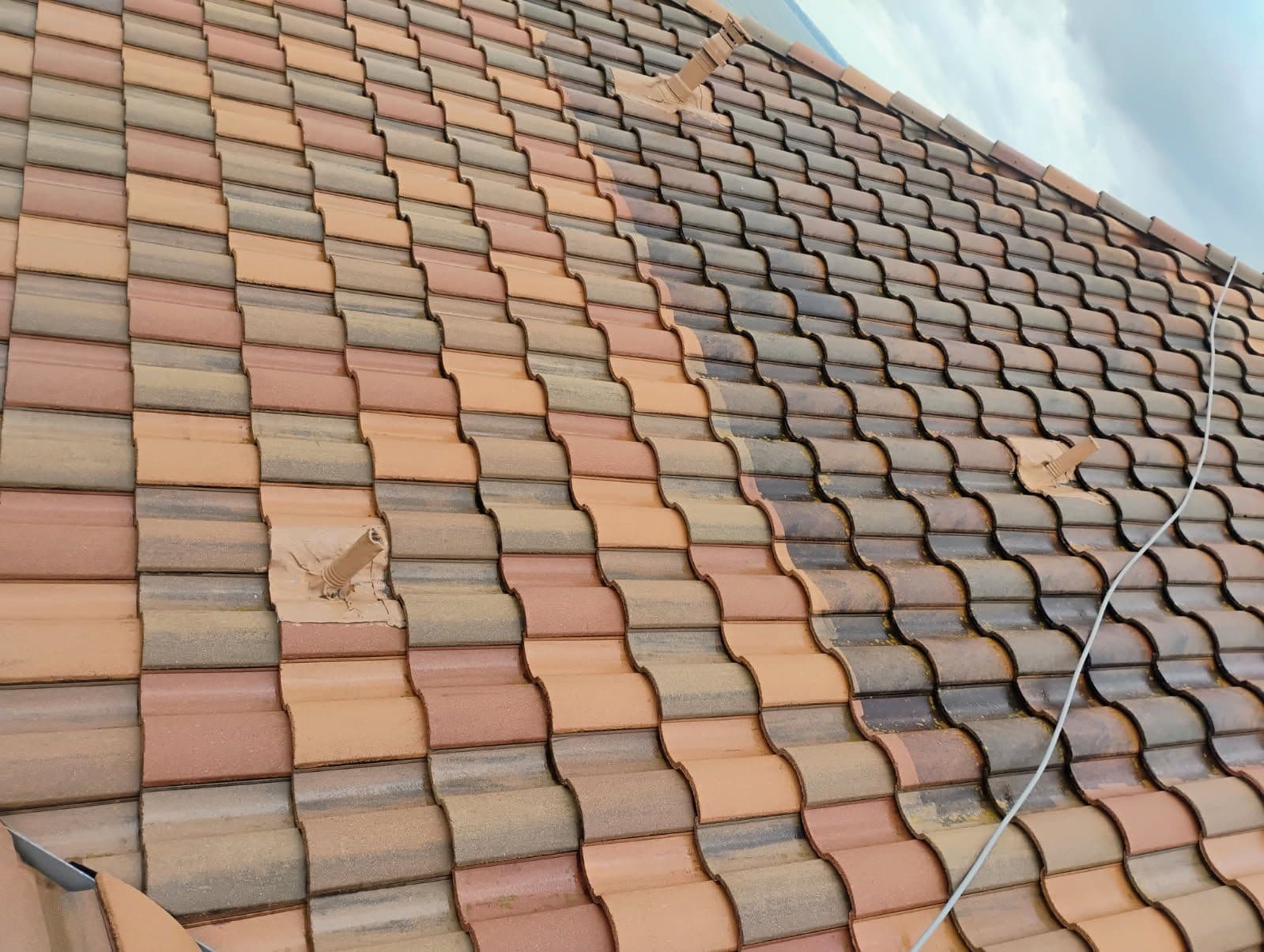 Professional Tile Roof Cleaning in Montgomery