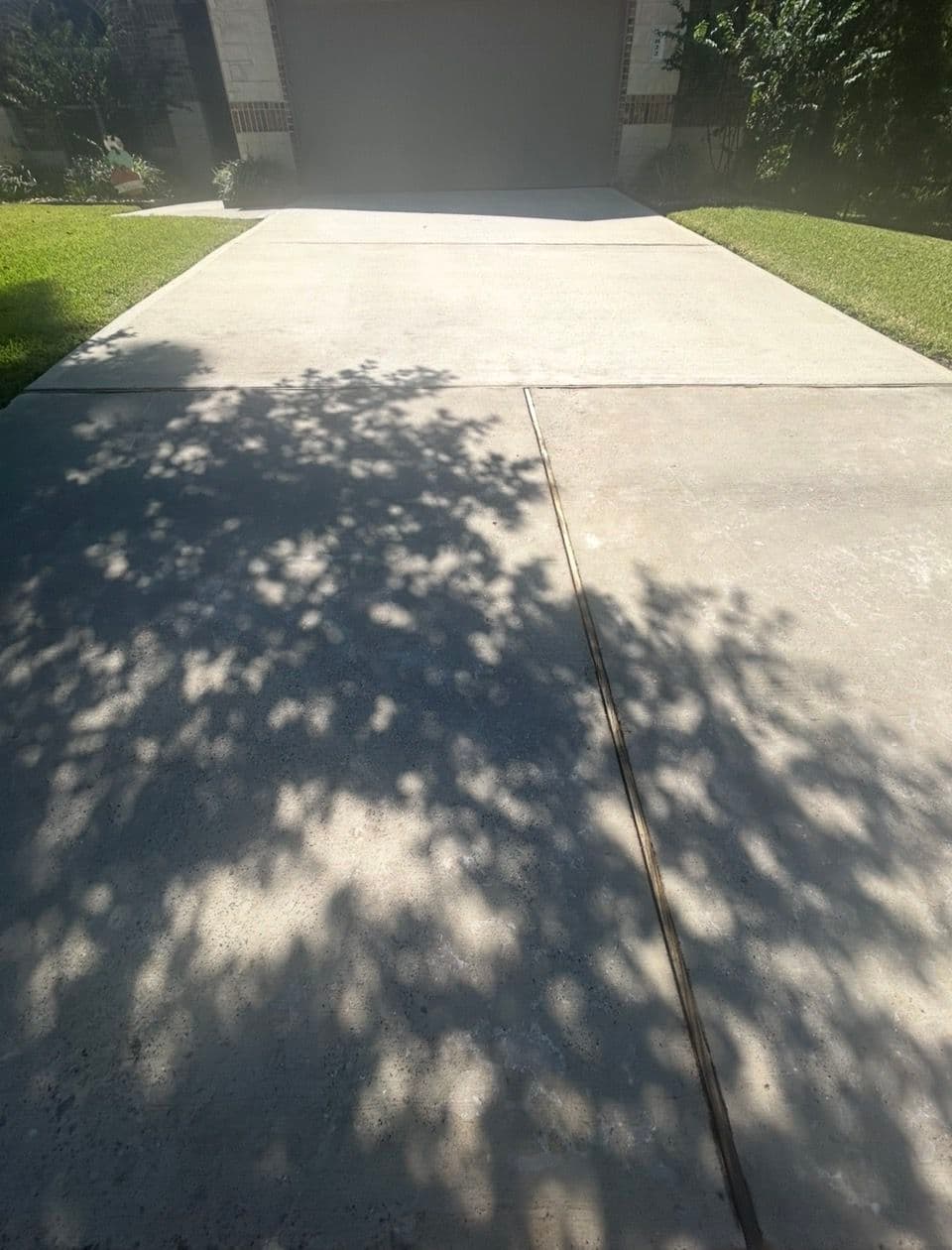 Project Fresh Driveway Cleaning - Pristine and Eco-Friendly image